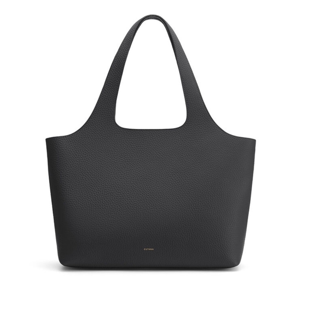 Cuyana system tote black